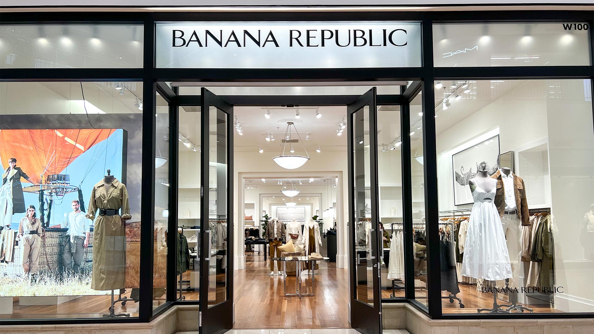 banana-republic-hero-image.jpg